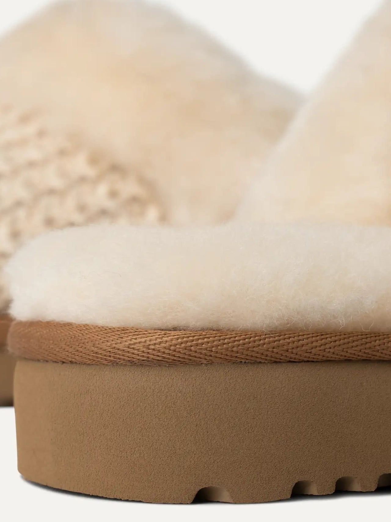 Ugg Women's Cozy Slipper