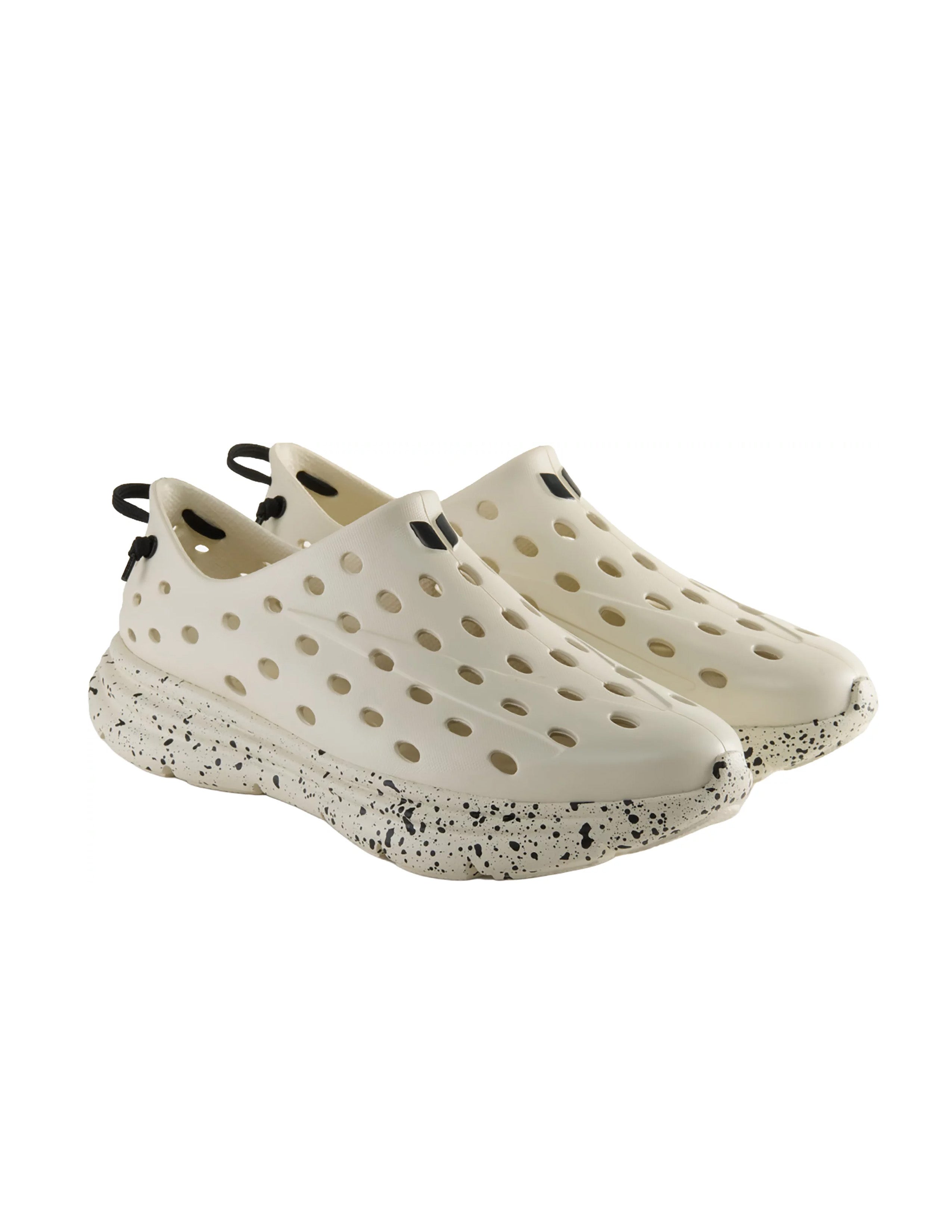 Kane Revive Active Recovery Shoe