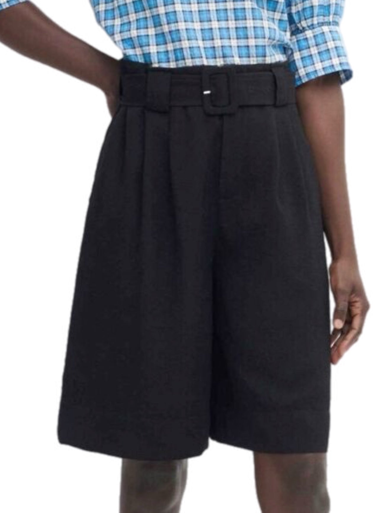 Ganni Drapey Structure Belt Wide Shorts – women's designer trousers (view 2)