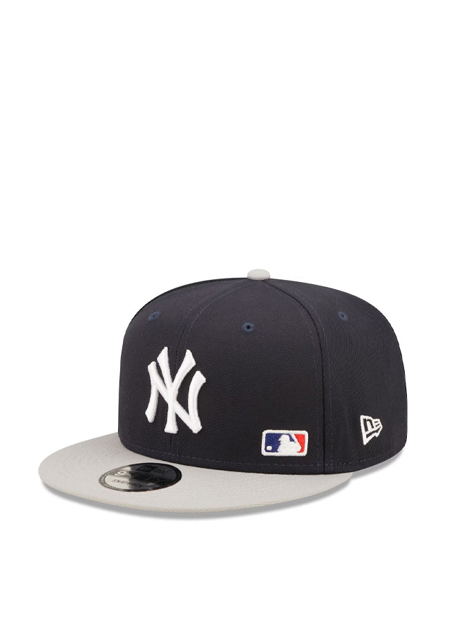 New Era Blackletter Arch 950 Ny Yankees Fitted Hat – men's headwear (view 2)