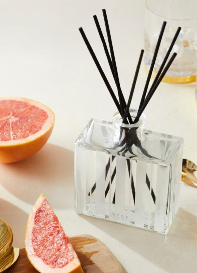 Nest Reed Diffuser – home fragrance (view 8)