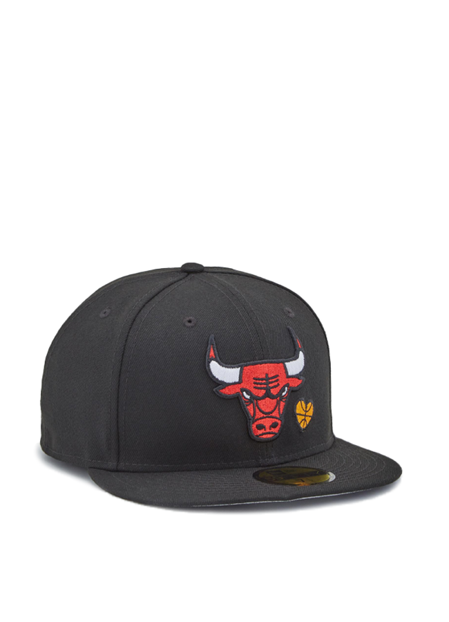 New Era Team Heart 59FIFTY Chicago Bulls Fitted Hat – men's headwear