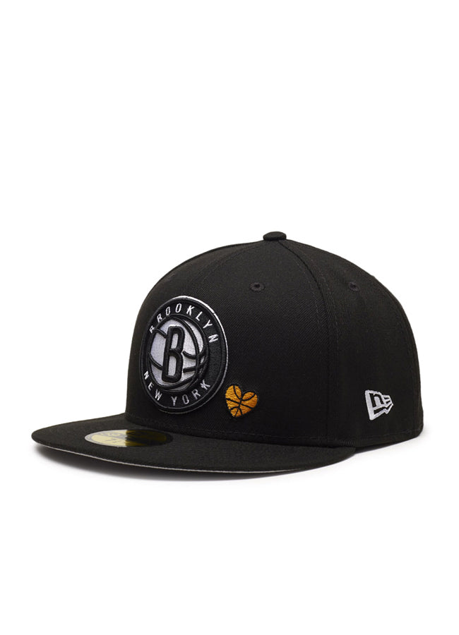New Era Team Heart 59FIFTY Brooklyn Nets Fitted Hat – men's headwear (view 2)